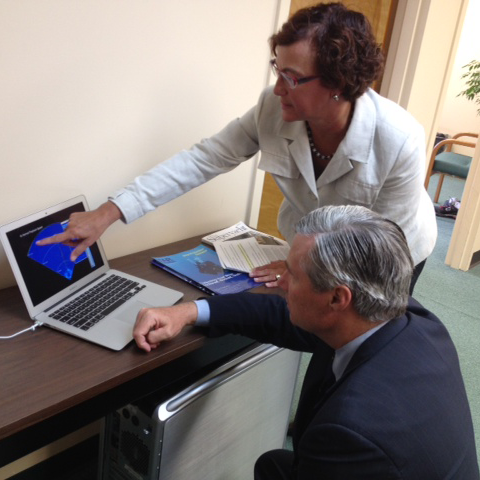 Sheldon tours Rhode Island small business Farsounder