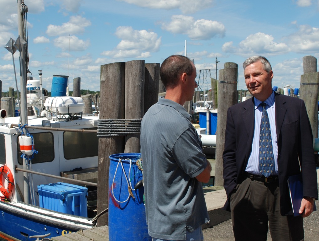 Sen. Whitehouse at fishing docks