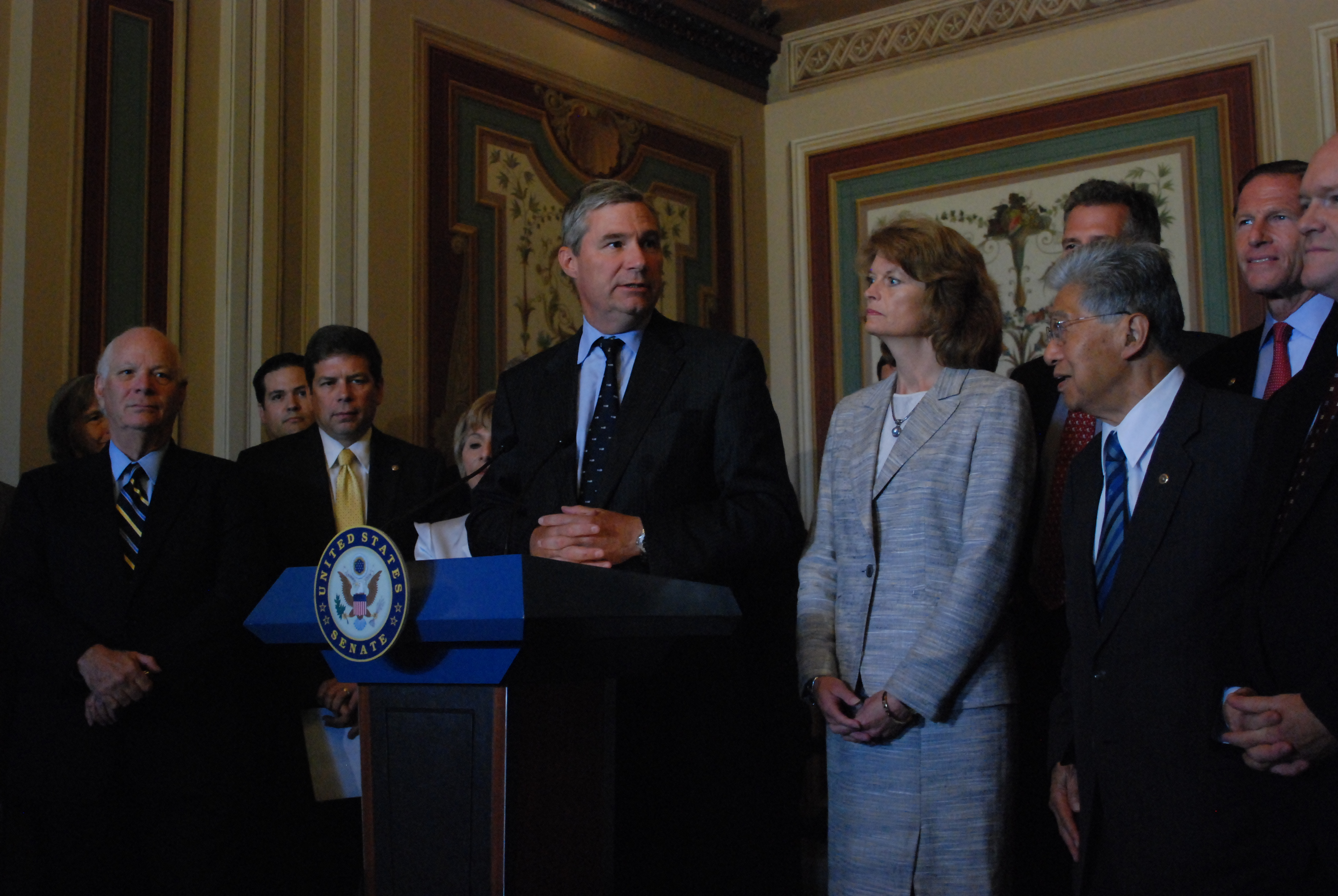 2011.09.4 Whitehouse Oceans Caucus Senators hi-res